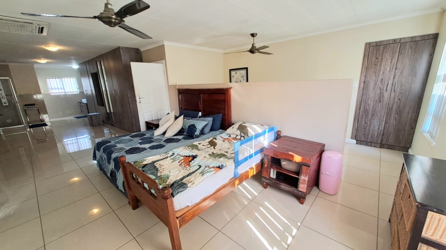 4 Bedroom Property for Sale in Risiville Gauteng