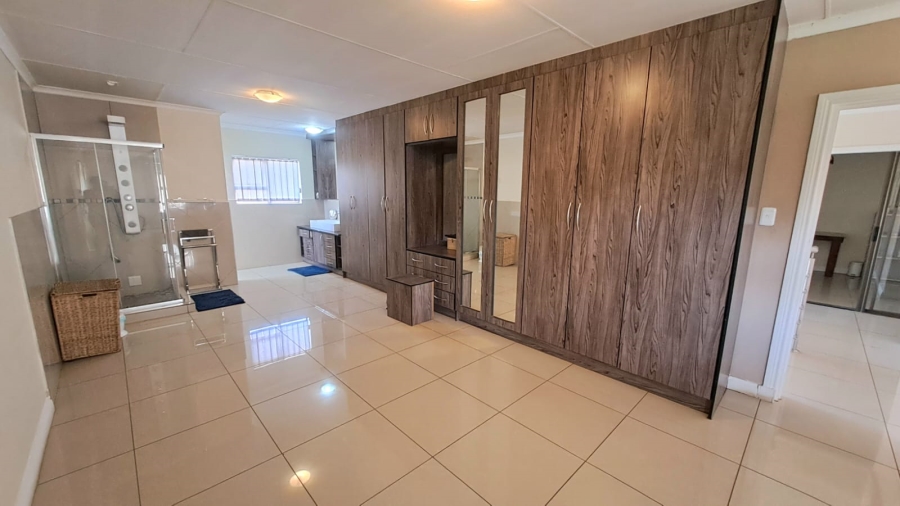 4 Bedroom Property for Sale in Risiville Gauteng