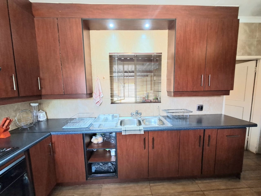 3 Bedroom Property for Sale in Sonland Park Gauteng