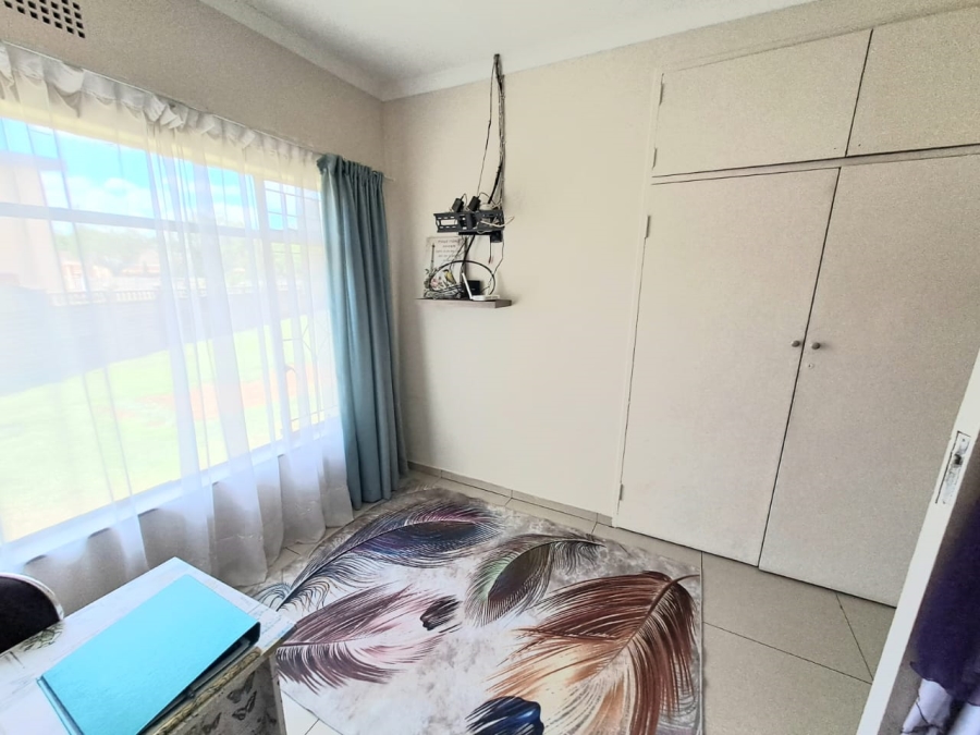 3 Bedroom Property for Sale in Sonland Park Gauteng