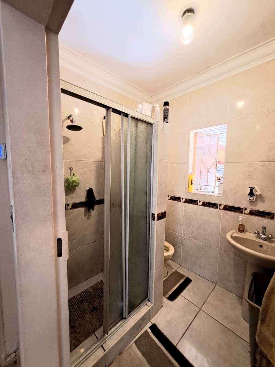3 Bedroom Property for Sale in Sonland Park Gauteng