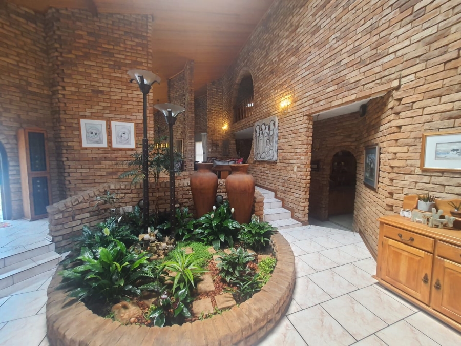 4 Bedroom Property for Sale in Vanderbijlpark SE Gauteng