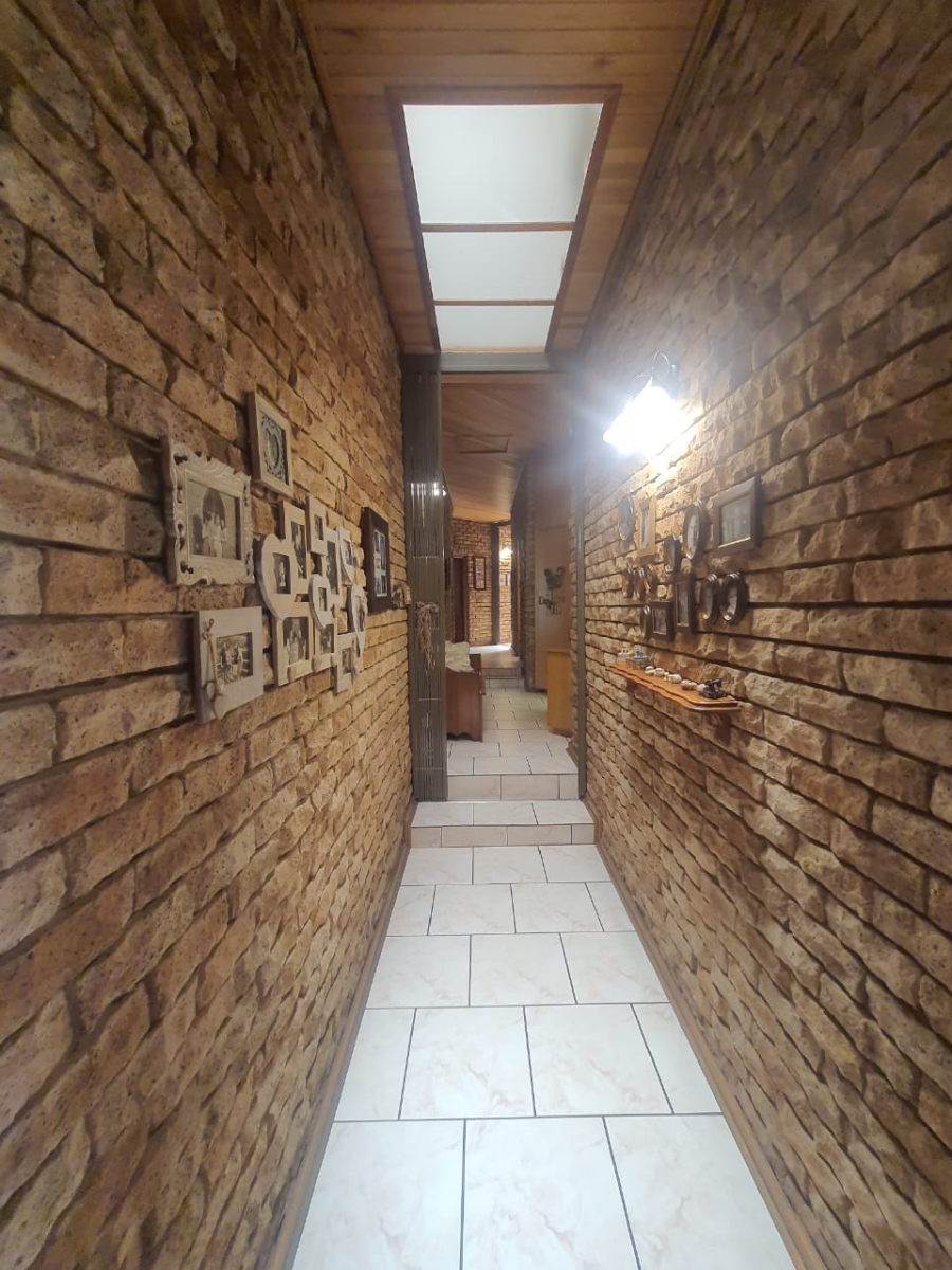 4 Bedroom Property for Sale in Vanderbijlpark SE Gauteng