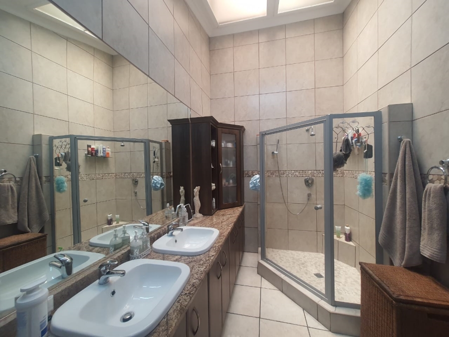 4 Bedroom Property for Sale in Vanderbijlpark SE Gauteng