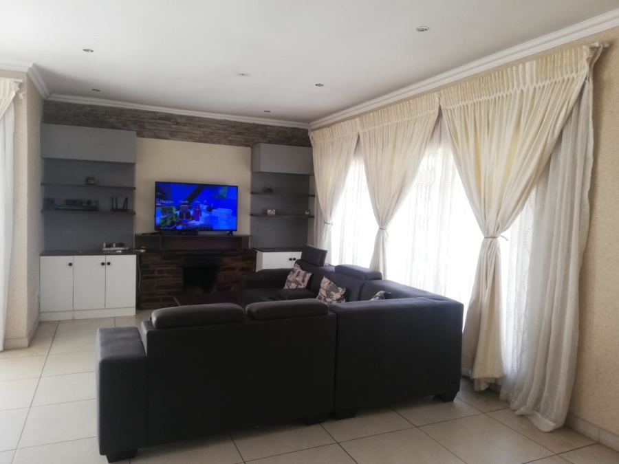 4 Bedroom Property for Sale in Risiville Gauteng