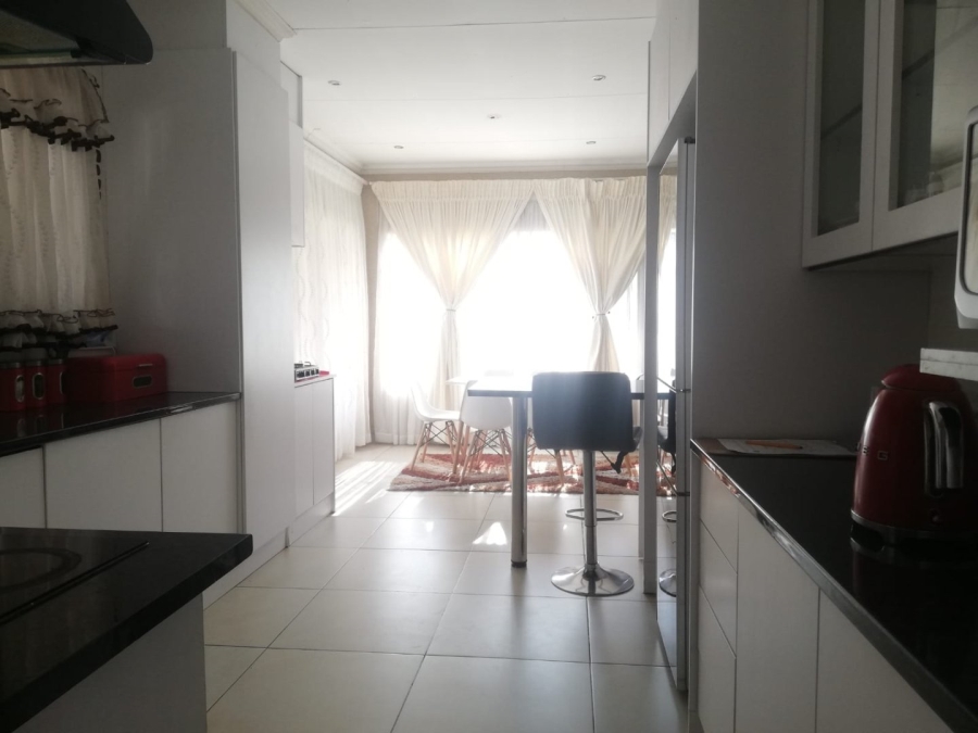 4 Bedroom Property for Sale in Risiville Gauteng