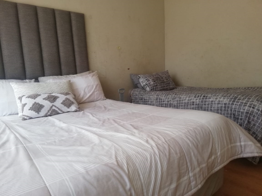 4 Bedroom Property for Sale in Risiville Gauteng