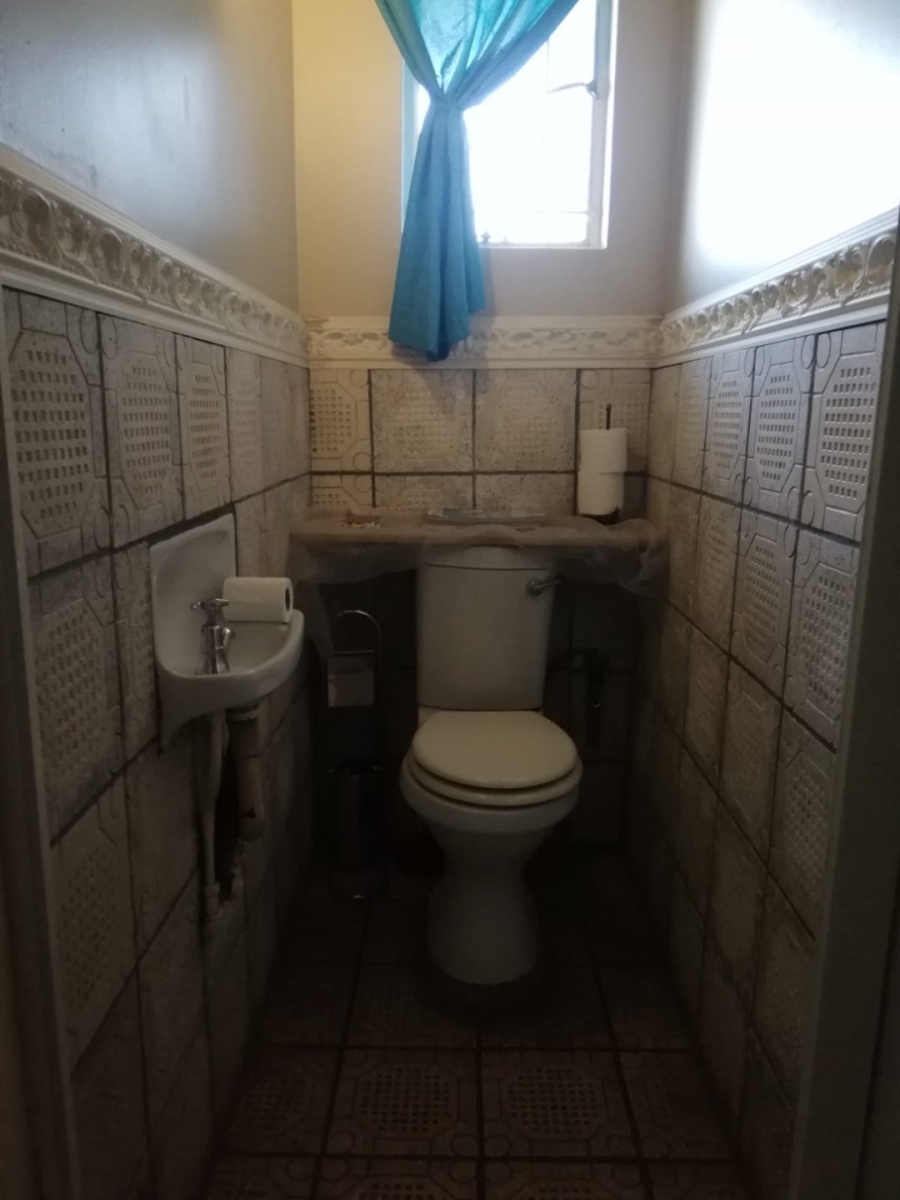 4 Bedroom Property for Sale in Risiville Gauteng