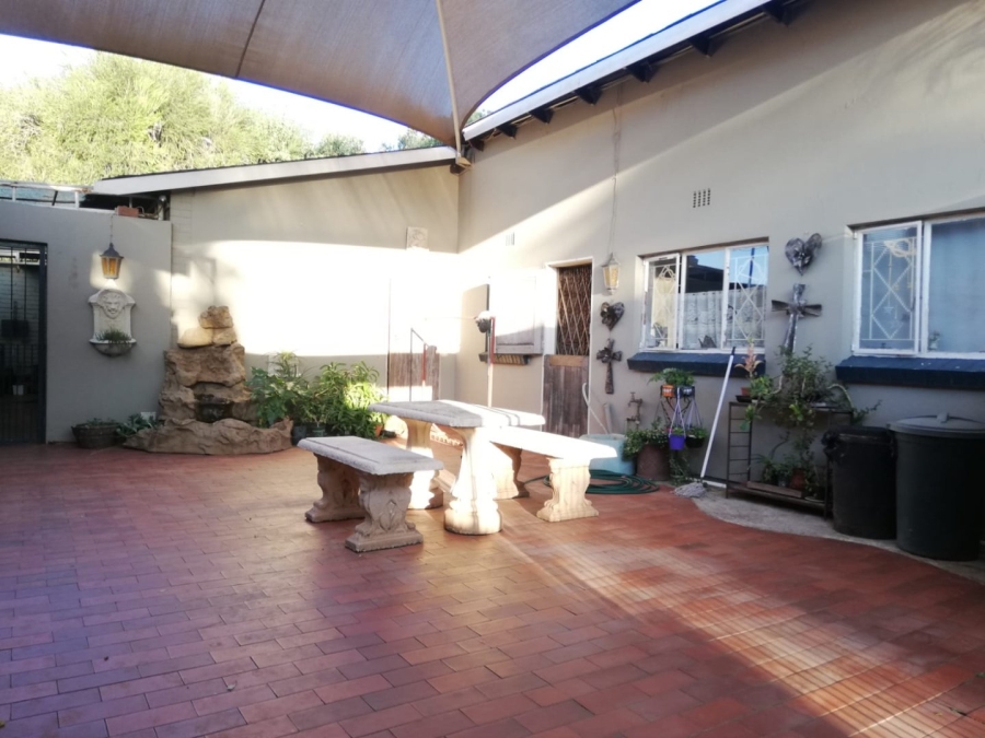 4 Bedroom Property for Sale in Risiville Gauteng