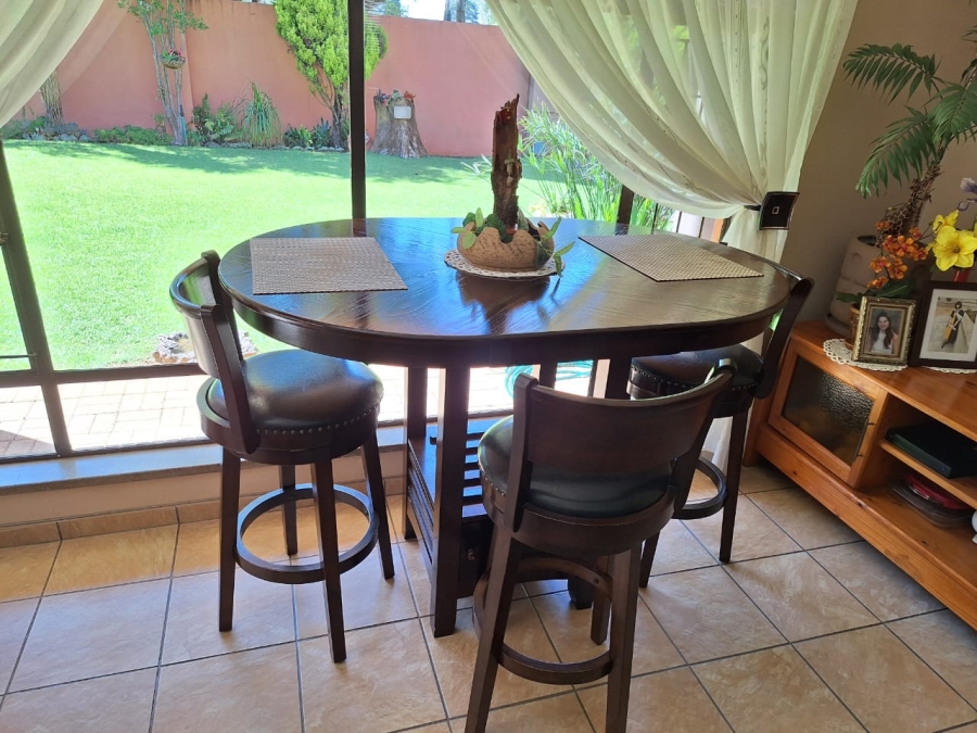 4 Bedroom Property for Sale in Sonland Park Gauteng