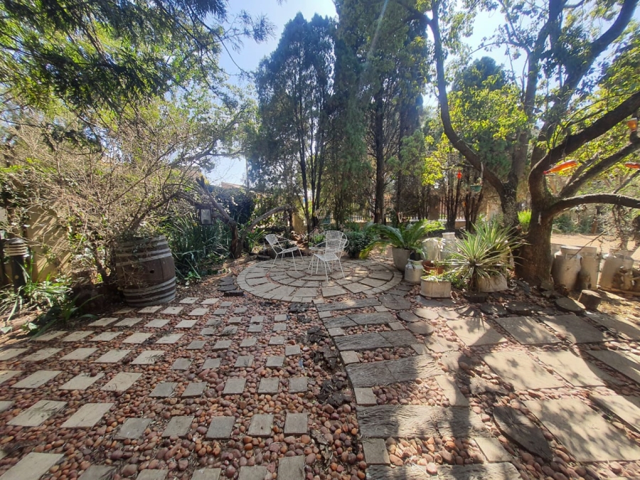 6 Bedroom Property for Sale in Vanderbijlpark SE Gauteng