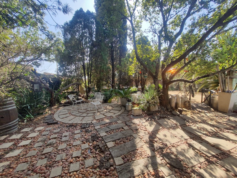 6 Bedroom Property for Sale in Vanderbijlpark SE Gauteng