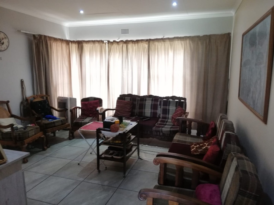 3 Bedroom Property for Sale in Sonland Park Gauteng