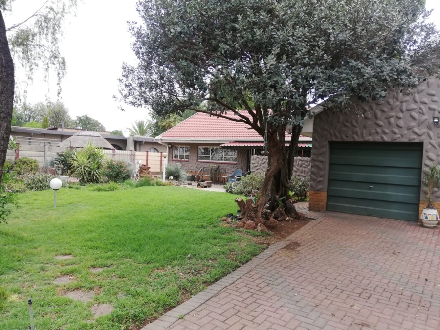 3 Bedroom Property for Sale in Sonland Park Gauteng