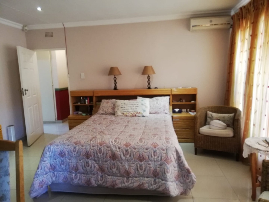 4 Bedroom Property for Sale in Falcon Ridge Gauteng