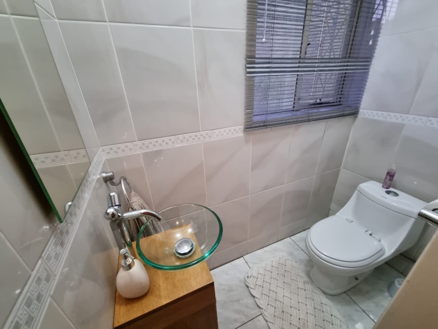 4 Bedroom Property for Sale in Vanderbijlpark SE Gauteng