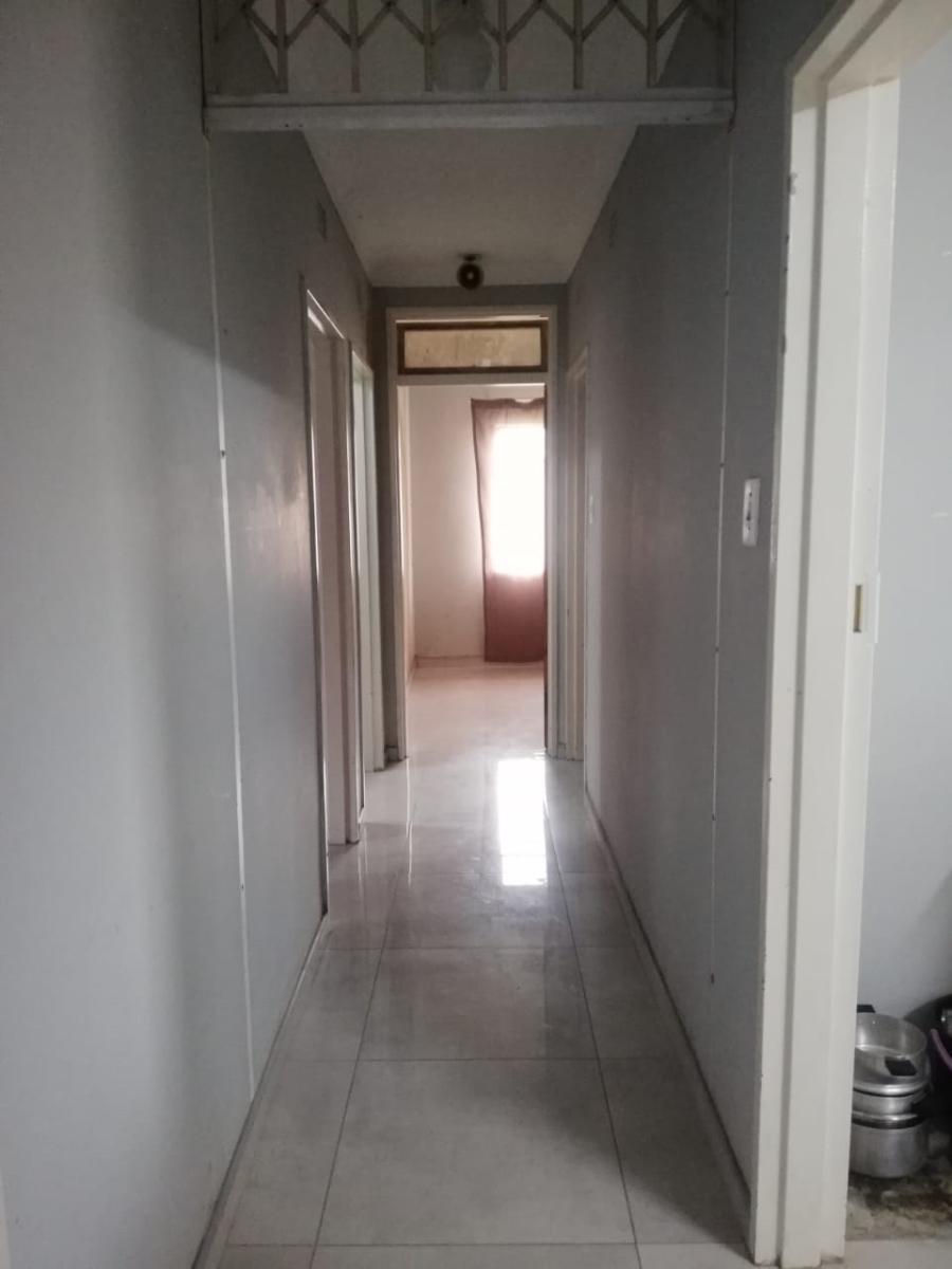 4 Bedroom Property for Sale in Sonland Park Gauteng