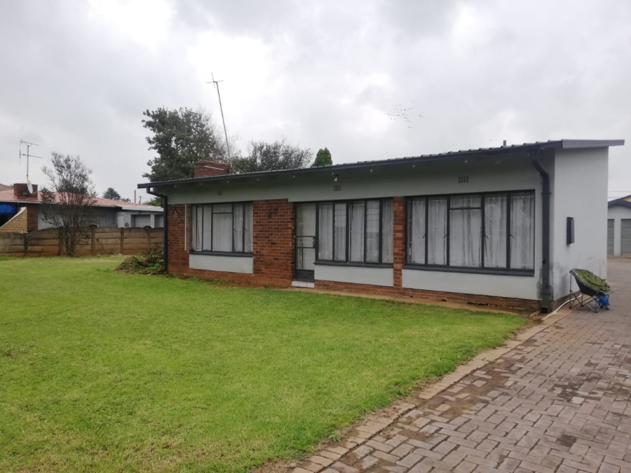 4 Bedroom Property for Sale in Sonland Park Gauteng