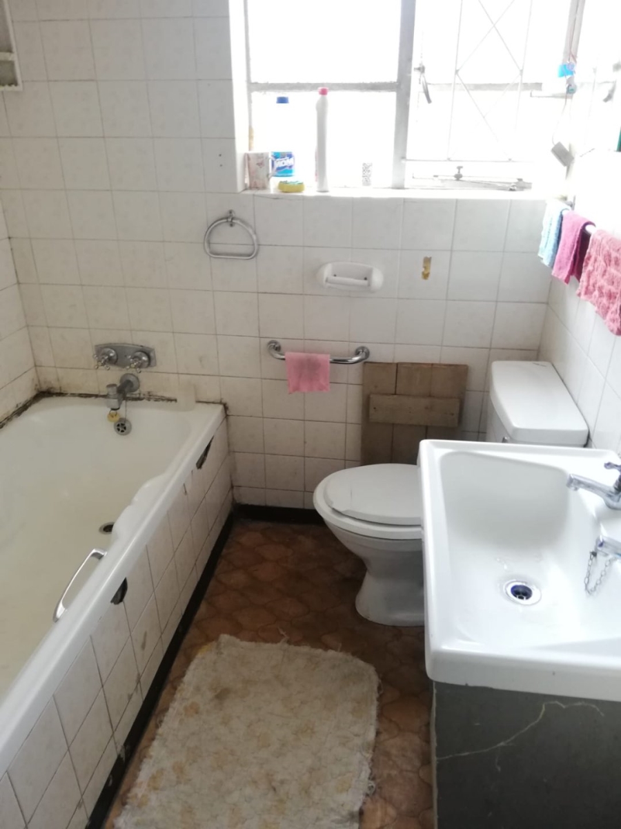 2 Bedroom Property for Sale in Peacehaven Gauteng
