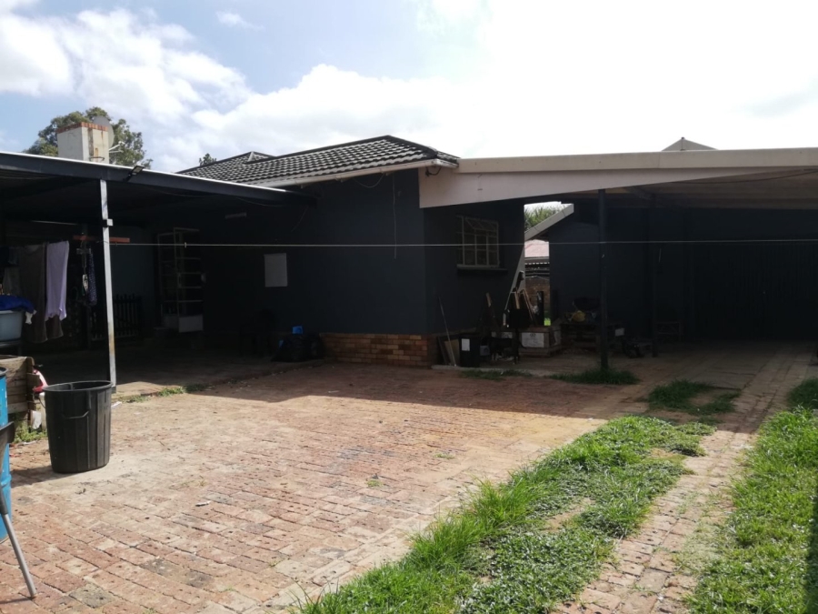 2 Bedroom Property for Sale in Peacehaven Gauteng