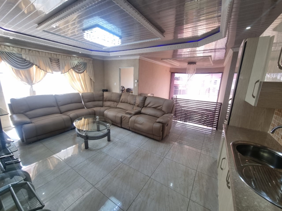 6 Bedroom Property for Sale in Vanderbijlpark SE Gauteng