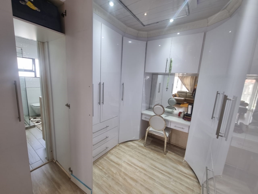 6 Bedroom Property for Sale in Vanderbijlpark SE Gauteng