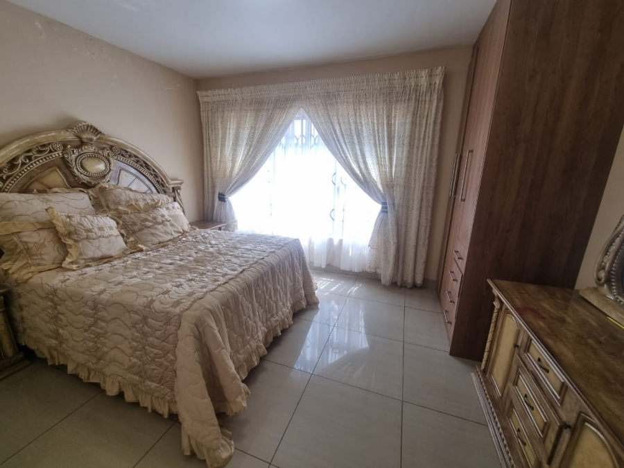 6 Bedroom Property for Sale in Vanderbijlpark SE Gauteng