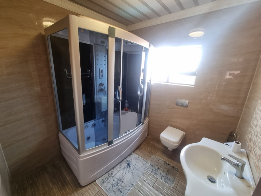 6 Bedroom Property for Sale in Vanderbijlpark SE Gauteng