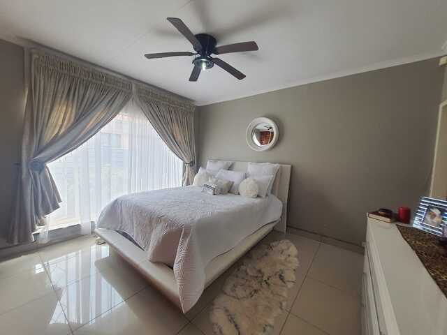 3 Bedroom Property for Sale in Vanderbijlpark SE 6 Gauteng