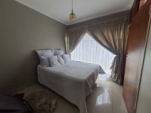 3 Bedroom Property for Sale in Vanderbijlpark SE 6 Gauteng