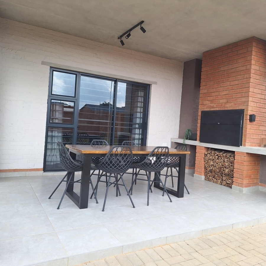 3 Bedroom Property for Sale in Rietvalleirand Gauteng