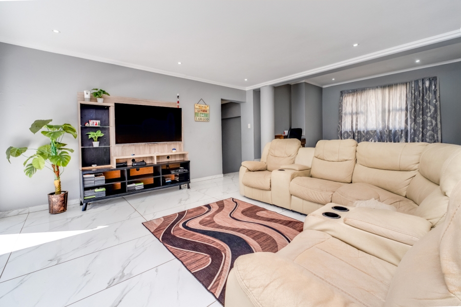 3 Bedroom Property for Sale in Lonehill Gauteng