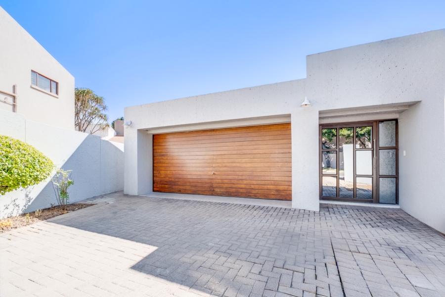 3 Bedroom Property for Sale in Lonehill Gauteng