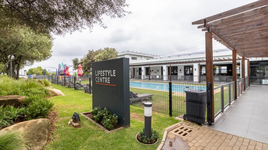 2 Bedroom Property for Sale in Greenstone Hill Gauteng