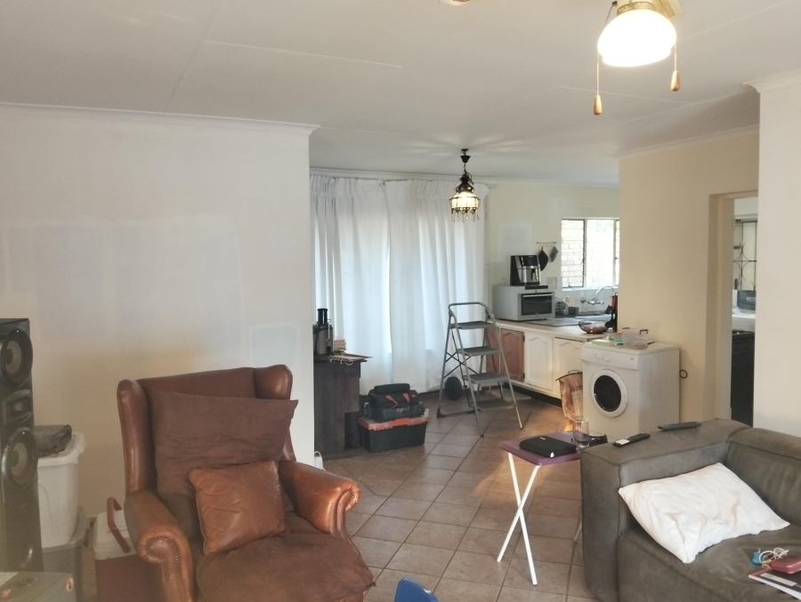 3 Bedroom Property for Sale in Garsfontein Gauteng