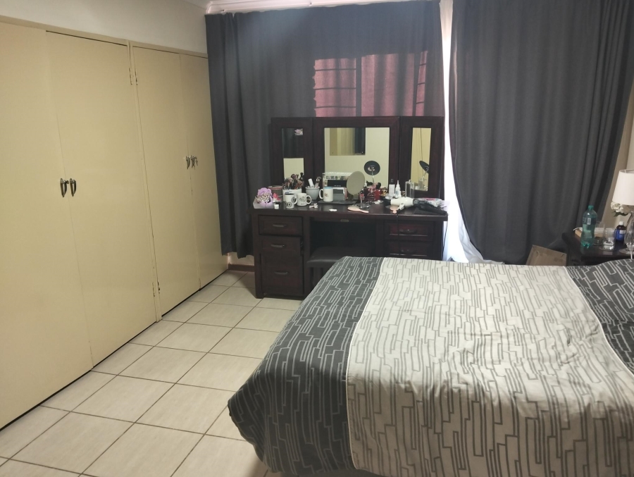 3 Bedroom Property for Sale in Garsfontein Gauteng