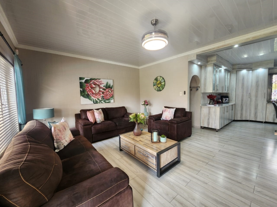 3 Bedroom Property for Sale in Golf Park Gauteng