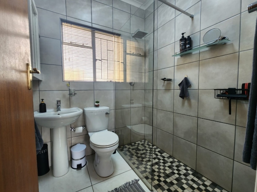 3 Bedroom Property for Sale in Golf Park Gauteng