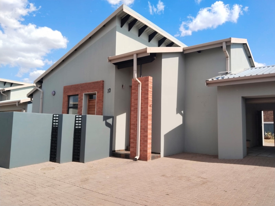 3 Bedroom Property for Sale in Meyerton Central Gauteng