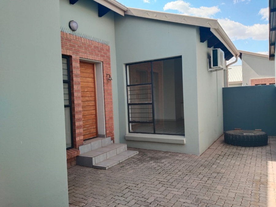 3 Bedroom Property for Sale in Meyerton Central Gauteng