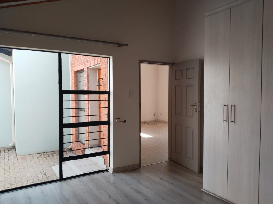 3 Bedroom Property for Sale in Meyerton Central Gauteng