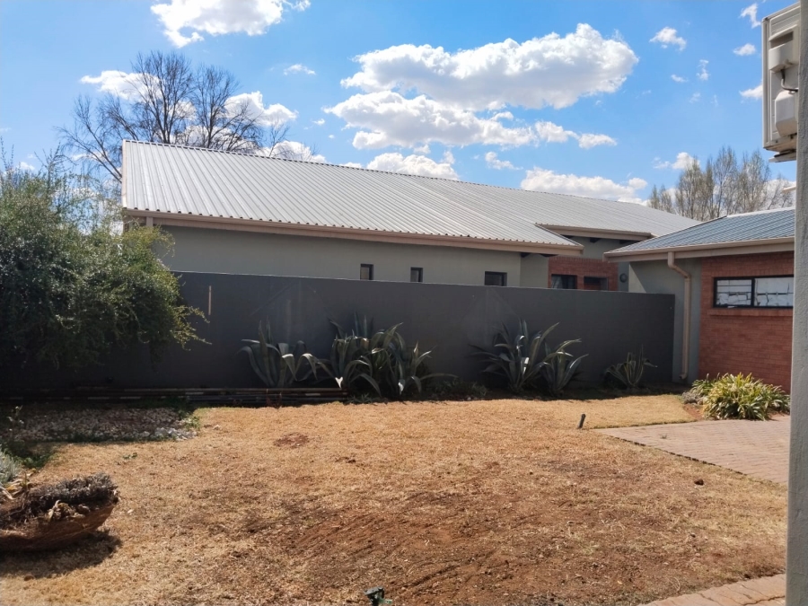 3 Bedroom Property for Sale in Meyerton Central Gauteng