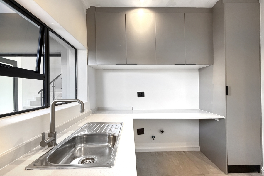 3 Bedroom Property for Sale in Bryanston Gauteng