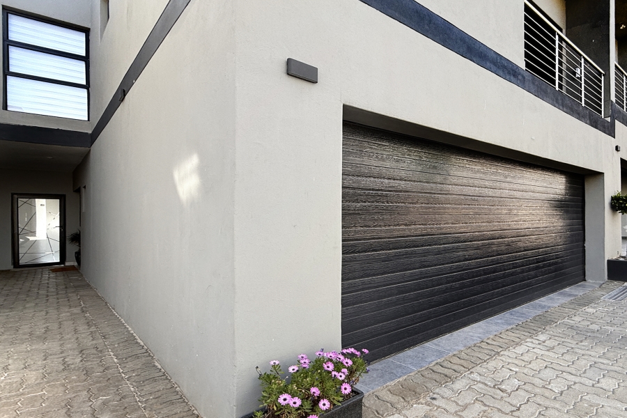 3 Bedroom Property for Sale in Bryanston Gauteng