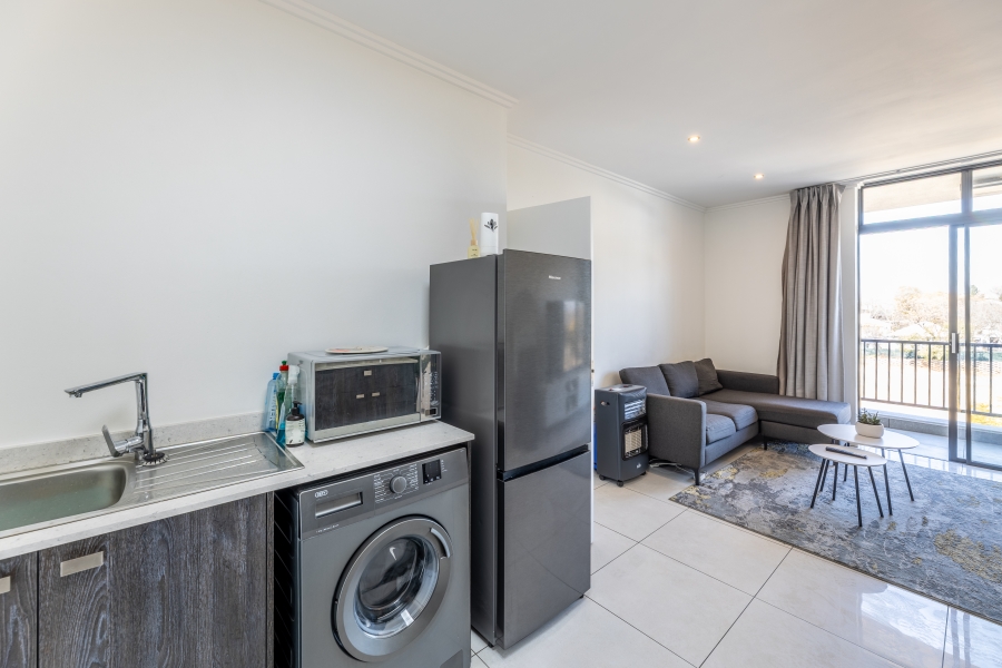 1 Bedroom Property for Sale in Rivonia Gauteng
