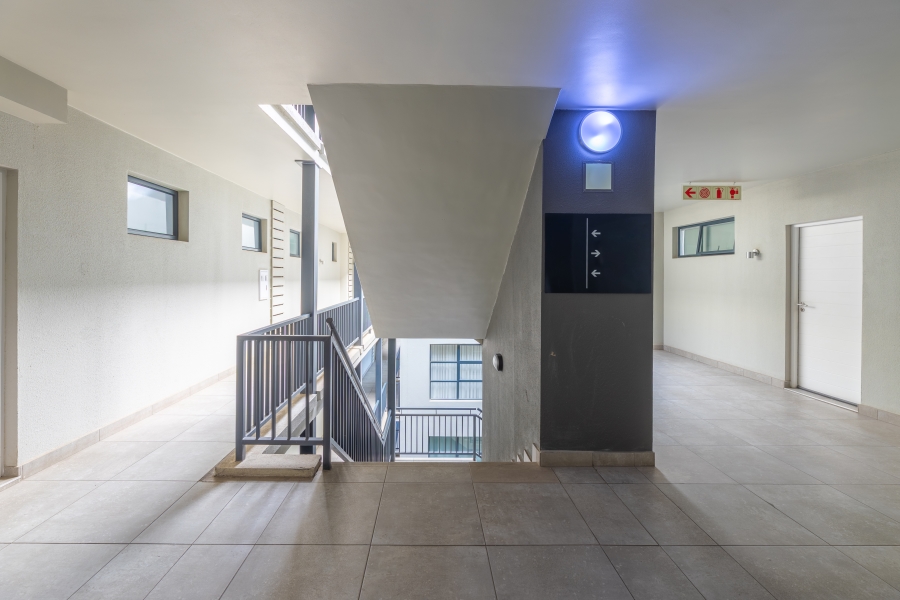 1 Bedroom Property for Sale in Rivonia Gauteng