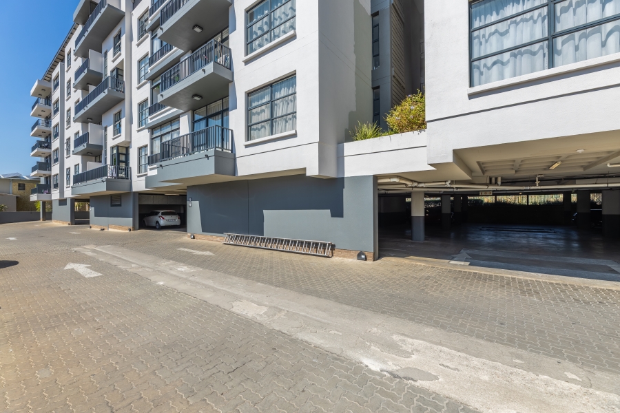 1 Bedroom Property for Sale in Rivonia Gauteng