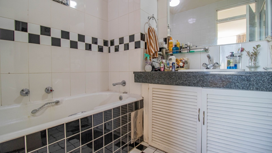 3 Bedroom Property for Sale in Killarney Gauteng