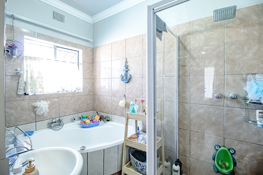 3 Bedroom Property for Sale in Gezina Gauteng