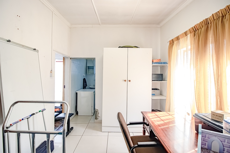 3 Bedroom Property for Sale in Gezina Gauteng